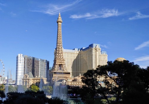 The Pros and Cons of Playing Online Games in Las Vegas, Nevada